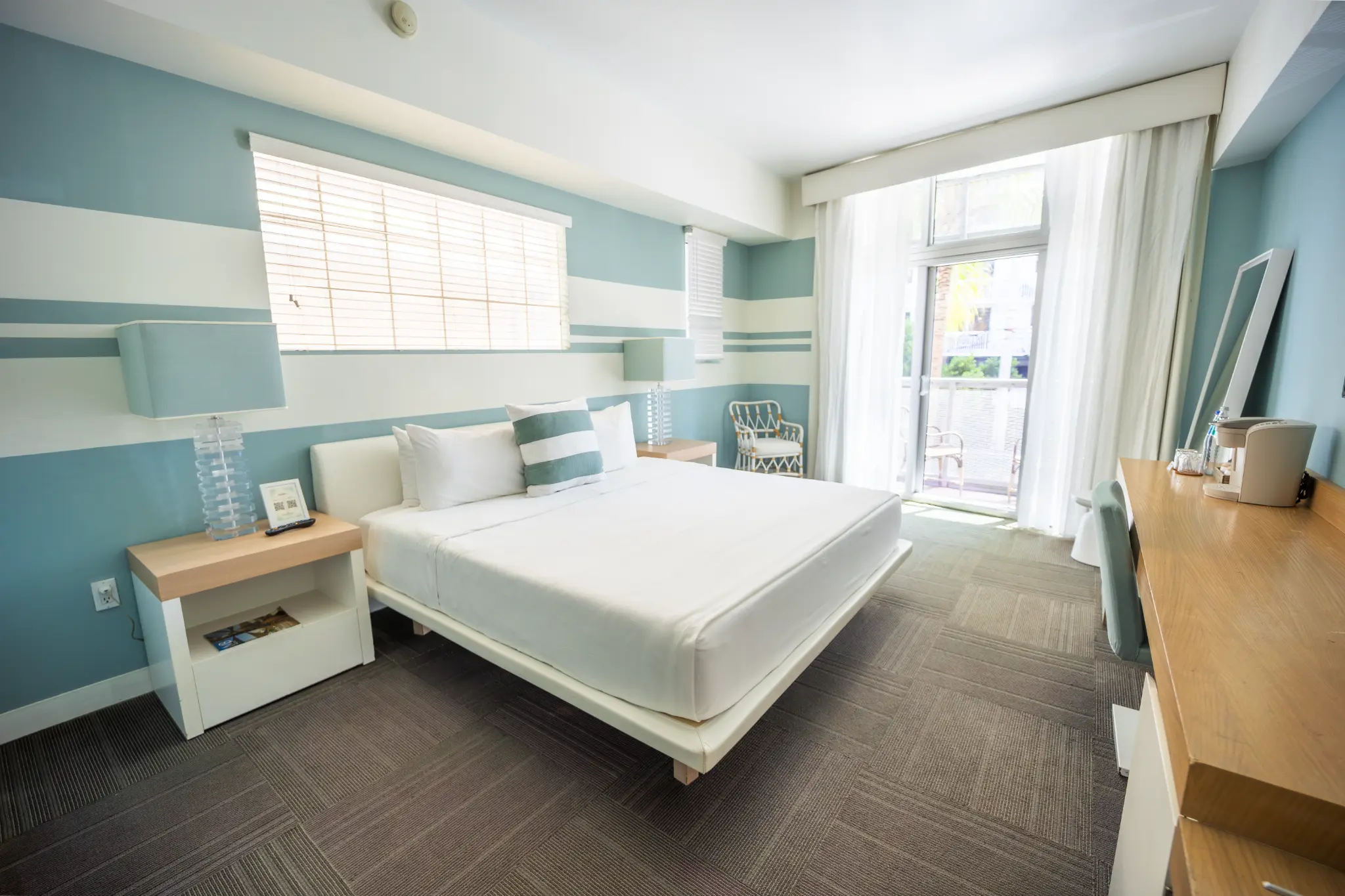 Deluxe King, Ocean Views - Photo 1